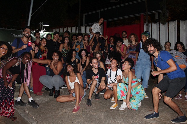 Cerca de 300 jovens do PlugMinas terão a oportunidade de assistir o espetáculo ontem (07/03) e hoje (08/03). Foto: Geanine Nogueira ACS/SEE